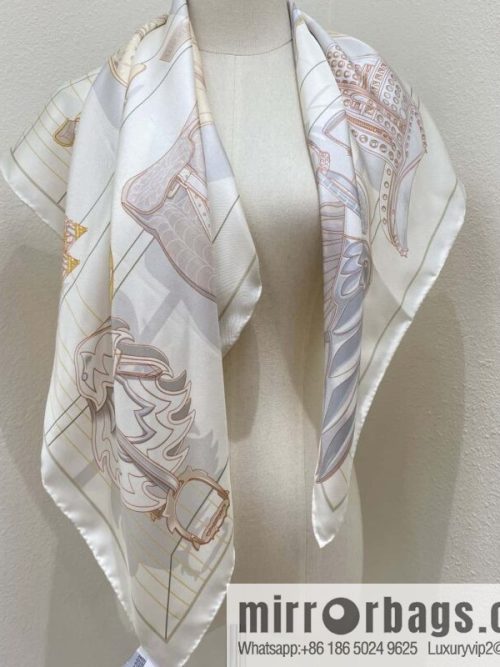 HERMES \"Saddle World 90 Square Towel\"