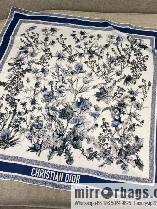 DIOR Early Spring New \"Rue Printed Square Towel\"