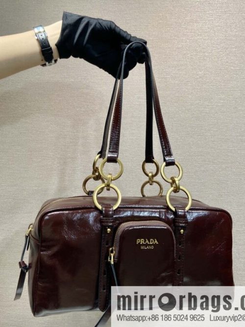 PRADA 🎉 new oil wax leather 🎉 1BB138 large🎉🎉