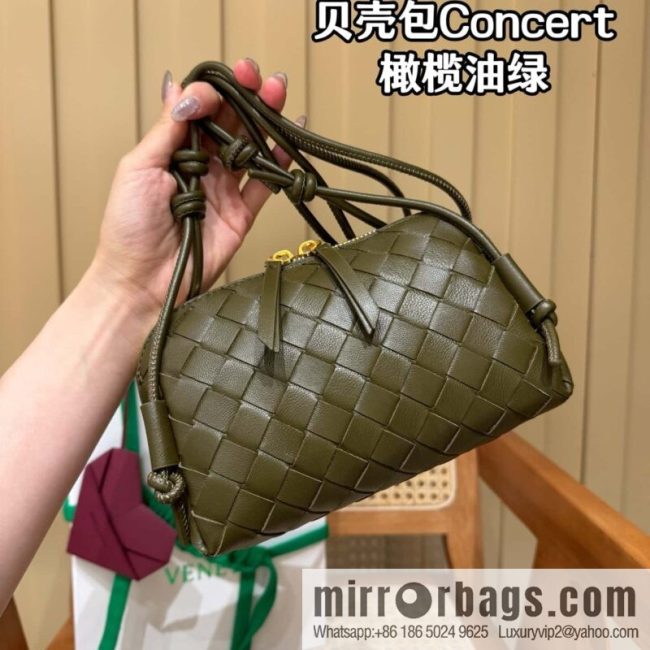 BV Shell Bag Concert 794258 Olive Oil Green
