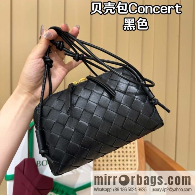 BV Shell Bag Concert 794258 Black