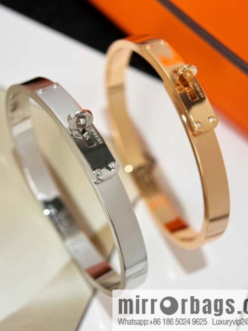 ❗️New ❗️ New ☑️ Hermes Kelly bracelet