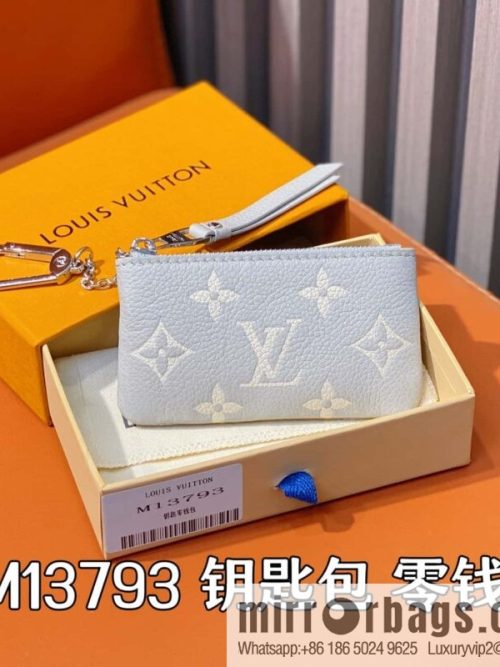 [Original order boutique] M13793 taro purple, full leather key bag, change bag.