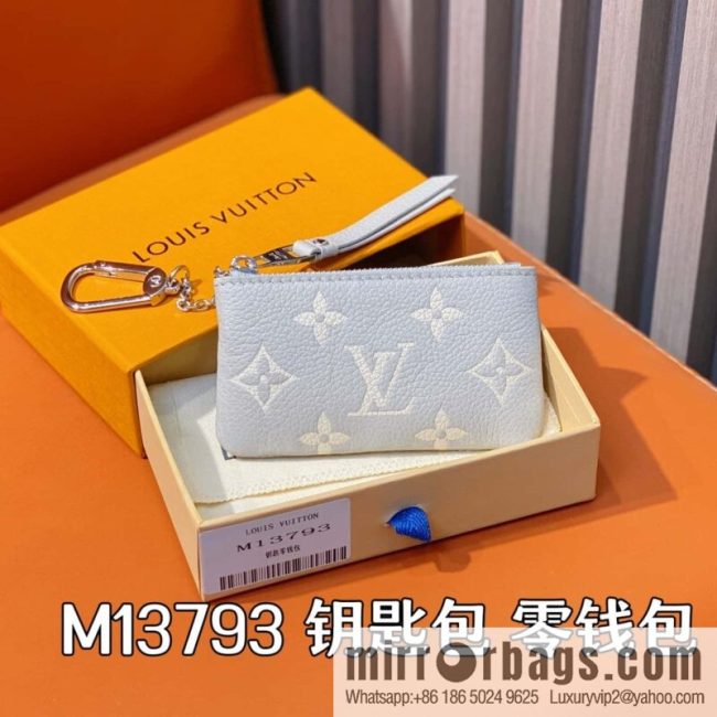 [Original order boutique] M13793 taro purple, full leather key bag, change bag.