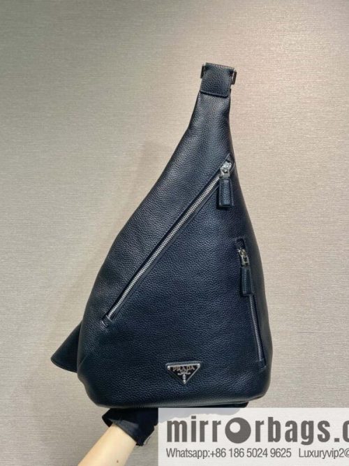 PRADA 🎉 new breast bag 🎉 2VZ092A full leather 🎉 black