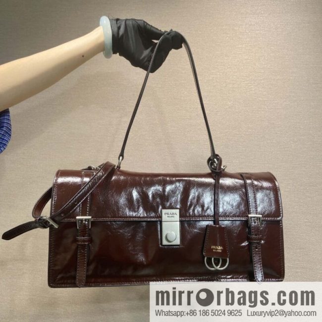 PRADA 🎉 new pen holder bag 🎉 1BN024 large 🎉🎉 burgundy