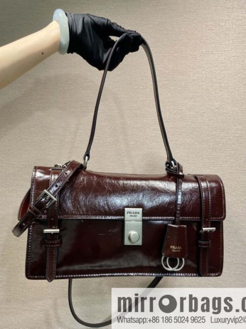 PRADA 🎉 new pen holder bag 🎉 1BN026 small 🎉🎉 burgundy