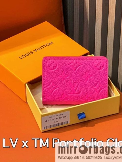 [Original order boutique] M13619 rose red and white, two-fold zipper wallet LV x TM Portfolio Claire wallet