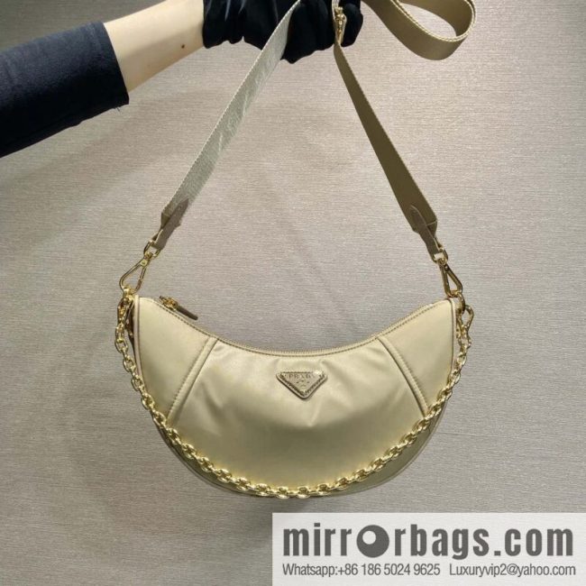 PRADA 🎉 new crescent bag 🎉 1BH222 multifunctional 🎉🎉 apricot
