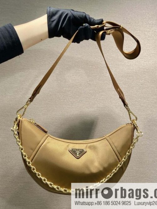 PRADA 🎉 new crescent bag 🎉 1BH222 multifunctional 🎉🎉 caramel color