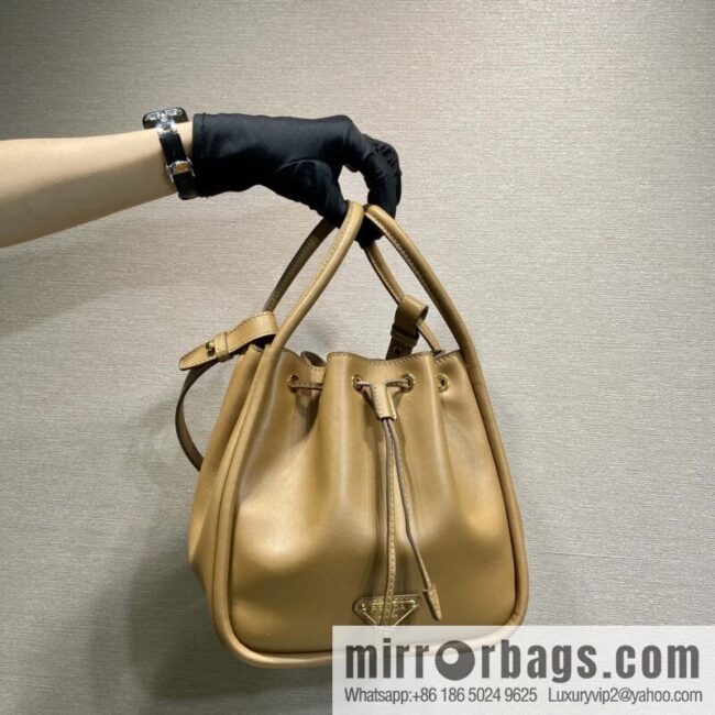 PRADA 🎉 new bucket bag 🎉 1BE087 🎉🎉 caramel color