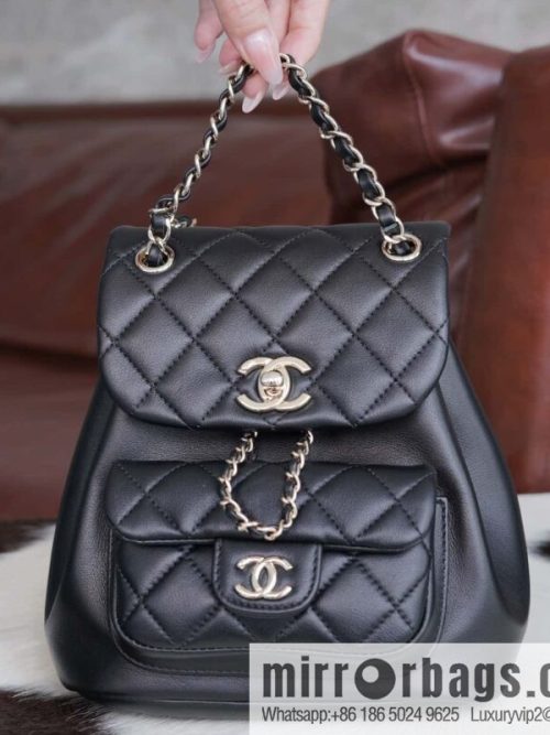𝗖𝗛𝗔𝗘𝗡𝗟✦ 𝟐𝟒𝐩 new backpack, black AS2908