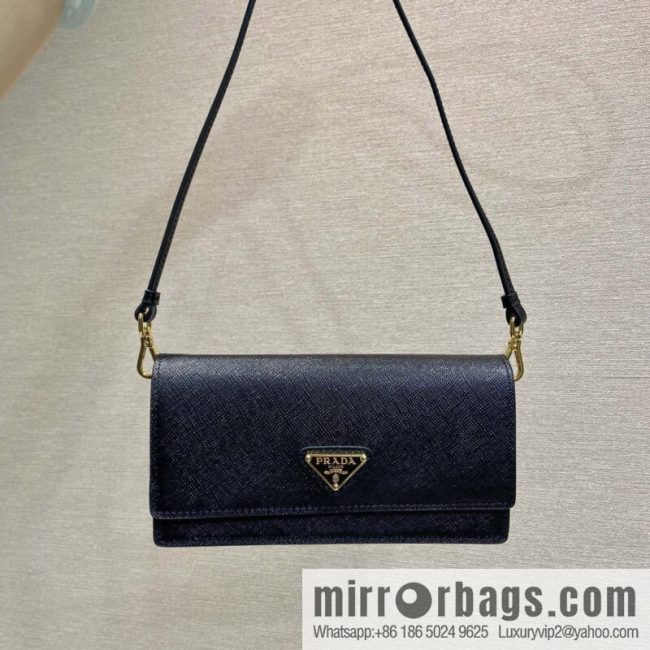 PRADA 🎉 new mini handbag 🎉 1NF059 mobile phone bag 🎉🎉 black