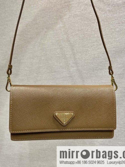 PRADA 🎉 new mini handbag 🎉 1NF059 mobile phone bag 🎉🎉 caramel color