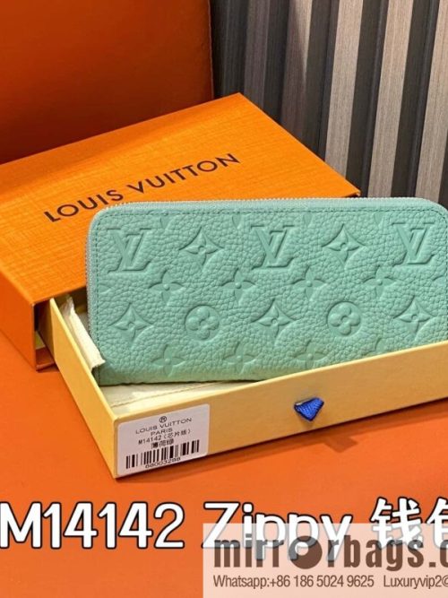 [Original order boutique] M14142 mint green, full leather single zipper wallet Zippy wallet