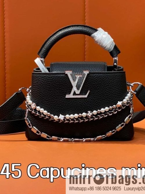 [Original order boutique] M12345 black, full leather cap that English model, this Capucines mini handbag