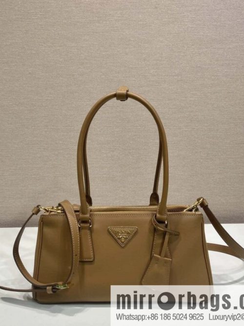 PRADA 🎉 new killer bag 🎉 1BA457 new 🎉🎉 caramel color