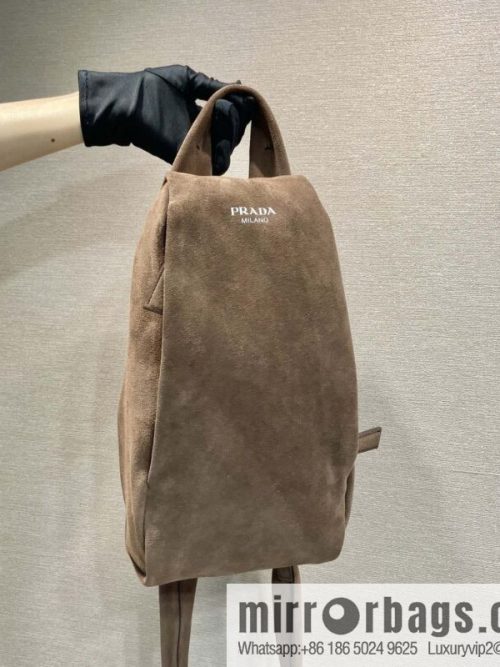 PRADA 🎉 new breast bag 🎉 2VZ114 suede🎉🎉