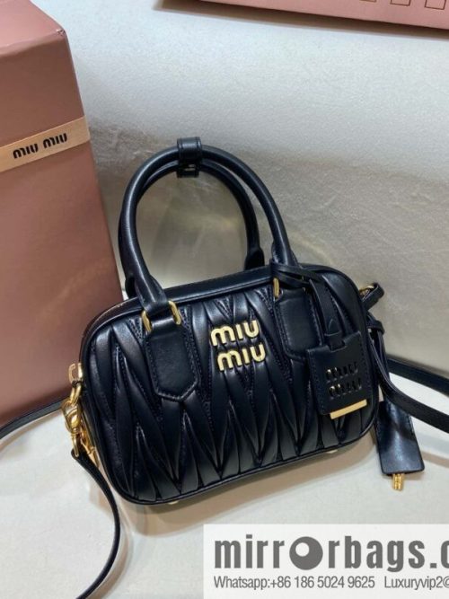 Sheepskin Textured Retro Rectangle Bag | Leather Bowling Bag 5BB123 💕💕 Black