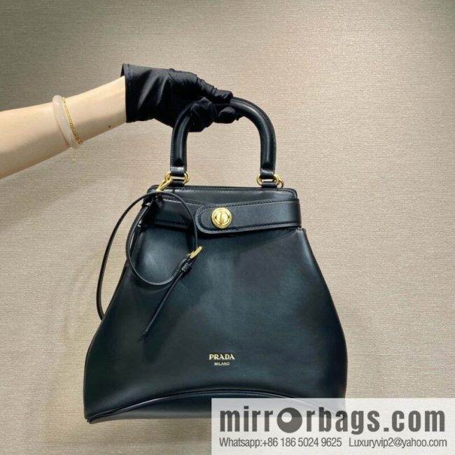 PRADA 🎉 new 🎉 1BG567 short handle🎉🎉