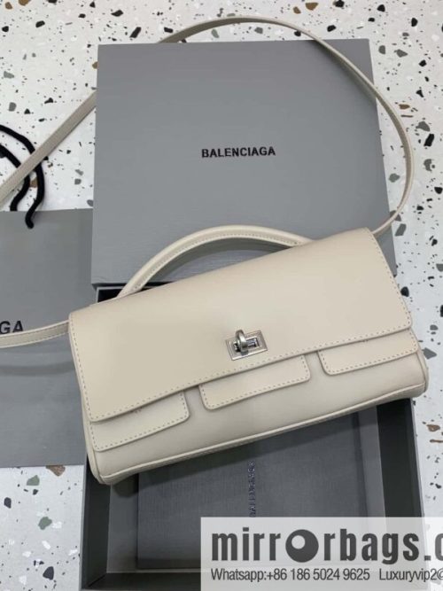 Balenciaga\'s new Bel Air Clutch flip clutch bag 843943 [light pink]