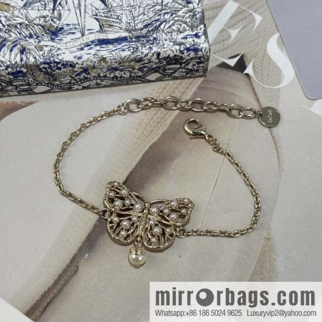 ❗️New ❗️ Dior bracelet ☀️ new ☑️ Dior DIOR butterfly pearl bracelet ☀️