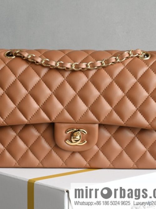 CHANEL 𝙲𝚕𝚊𝚜𝚜𝚒𝚌 𝙵𝚕𝚊𝚙 𝙼𝚎𝚍𝚒𝚞𝚖 medium, caramel color A01112 caramel color