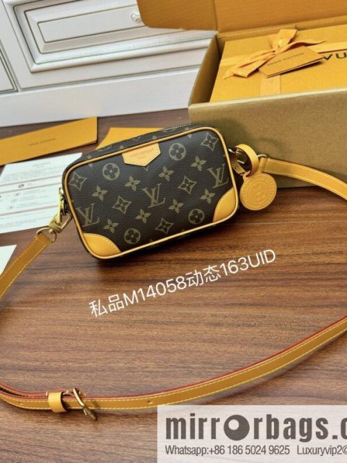 LV M14058 Trocadéro Wearable Wallet