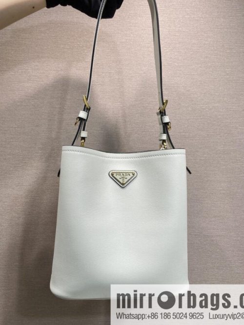 PRADA\'s new 1BE080 bucket bag, white