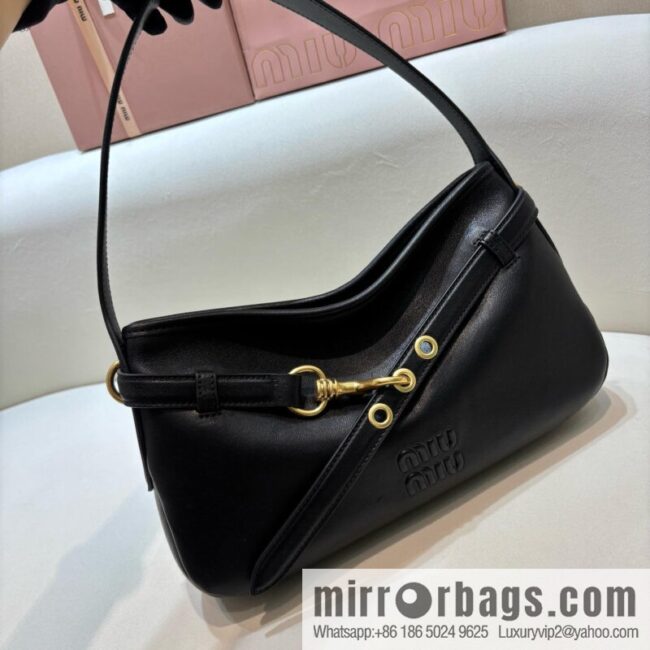 MIUMIU new 5BC182 small, black.