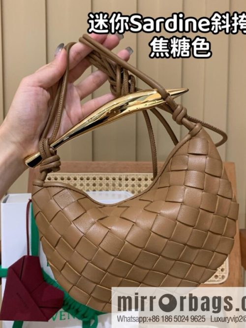 BV Mini Sardine Crossbody Bag 744267 Caramel