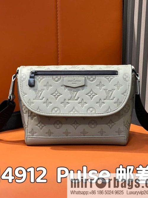 [Original order boutique] M14912 gray, full leather embossed men\'s bag messenger bag Pulse messenger bag