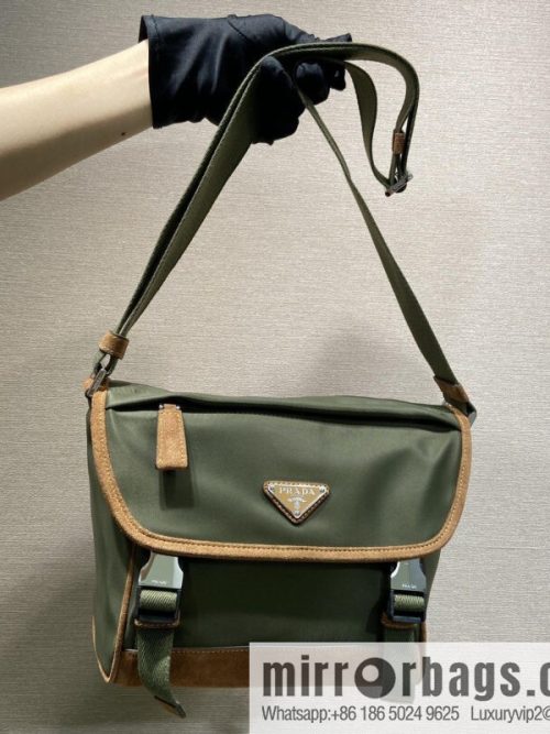 PRADA new mailman bag 2VD066S