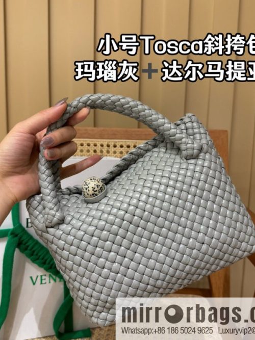 BV S Tosca Messenger Bag 776755 Agate Grey ➕ Dalmatian Stone
