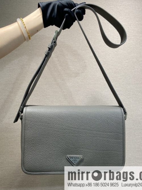 PRADA 🎉 new messenger bag 🎉 2VD075 🎉🎉 grey