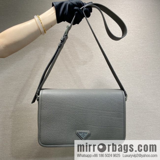 PRADA 🎉 new messenger bag 🎉 2VD075 🎉🎉 grey