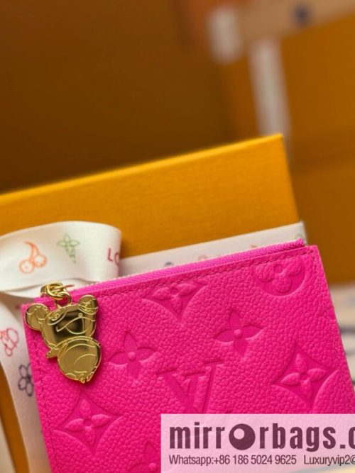 LV M14087 \"Special Free\"