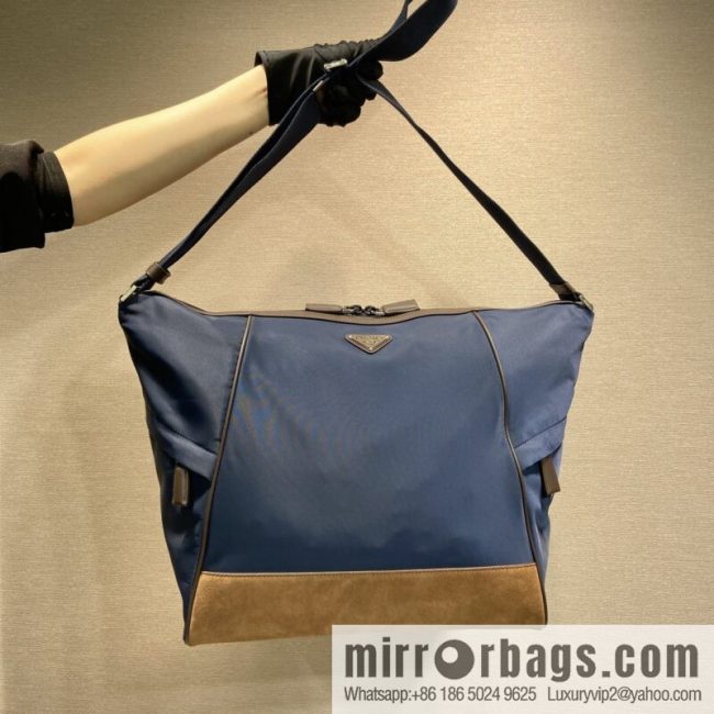 PRADA 🎉 new mailman bag 🎉 2VH180 new 🎉🎉 blue