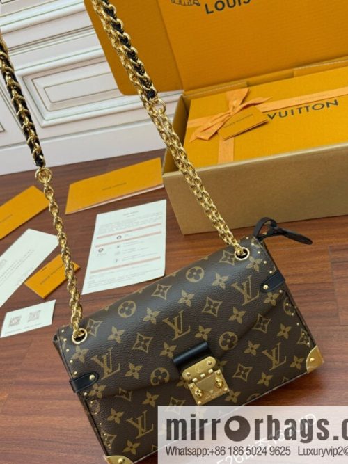 LV M14526 Trunkie