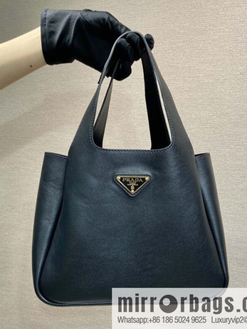 PRADA 🎉 new basket 🎉 1BG542 cowhide 🎉🎉 black