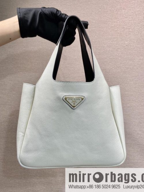 PRADA 🎉 new basket 🎉 1BG542 cowhide 🎉🎉 white