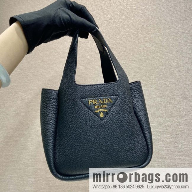 PRADA 🎉 mini basket 🎉 1BA349 🎉🎉 gold 😘😘 black