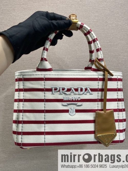 PRADA 🎉 new handbag 🎉 1BA038 🎉🎉 red stripe
