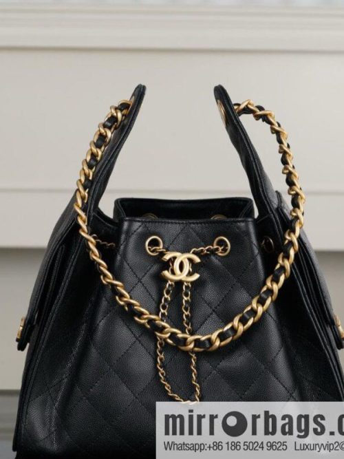 𝐂𝐡𝐚𝐧𝐞𝐥 𝟐𝟓𝐬 𝐬𝐦𝐚𝐥𝐥 𝐡𝐨𝐛𝐨 Drawstring Bucket Bag, Black Gold Caviar, Small ✔️ AS5293
