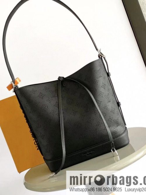 LV M12139 Flores