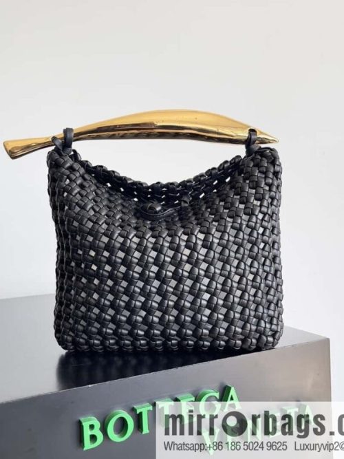 Bv new nappa small sheepskin field character woven sardines woven bag, model; 731166 black