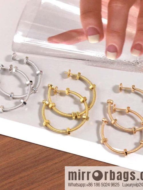 ☀Cartier ECROU DE CARTIER Screw Earrings