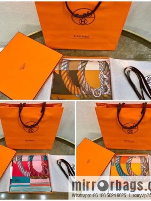 Hermes \"Horse Knight\" 100% silk double-sided square scarf