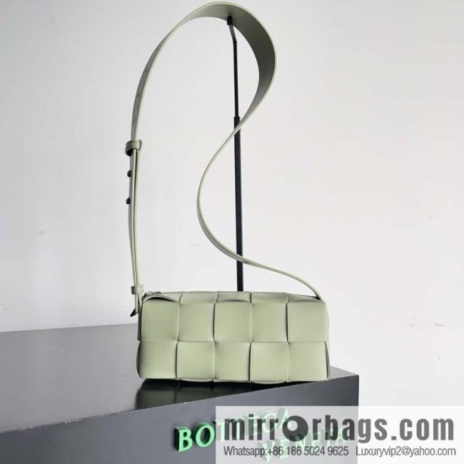 B Unisex the same BRICK CASSETTE long shoulder strap series crossbody bag shoulder backpack model; 729251 travertine green - Image 2