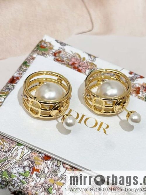 New ☑️ DIOR CD size pearl earrings stud earrings